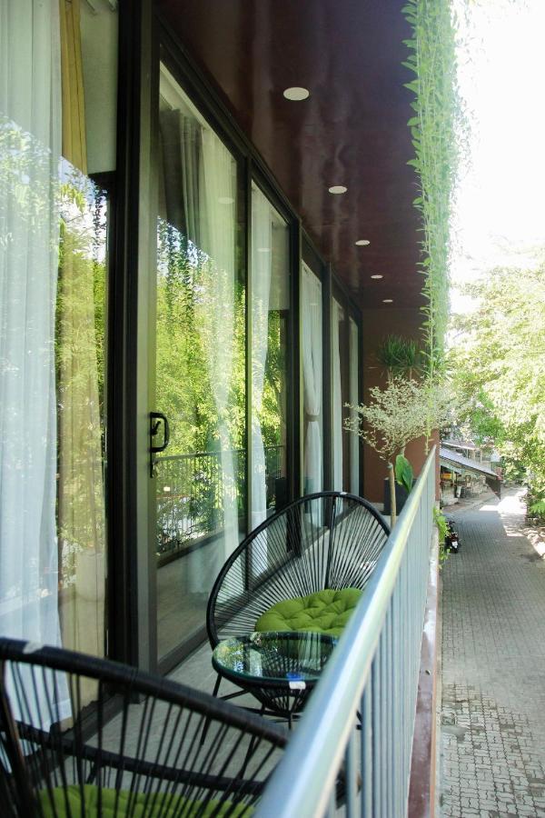 Boom Casa Homestay Хуе Екстериор снимка