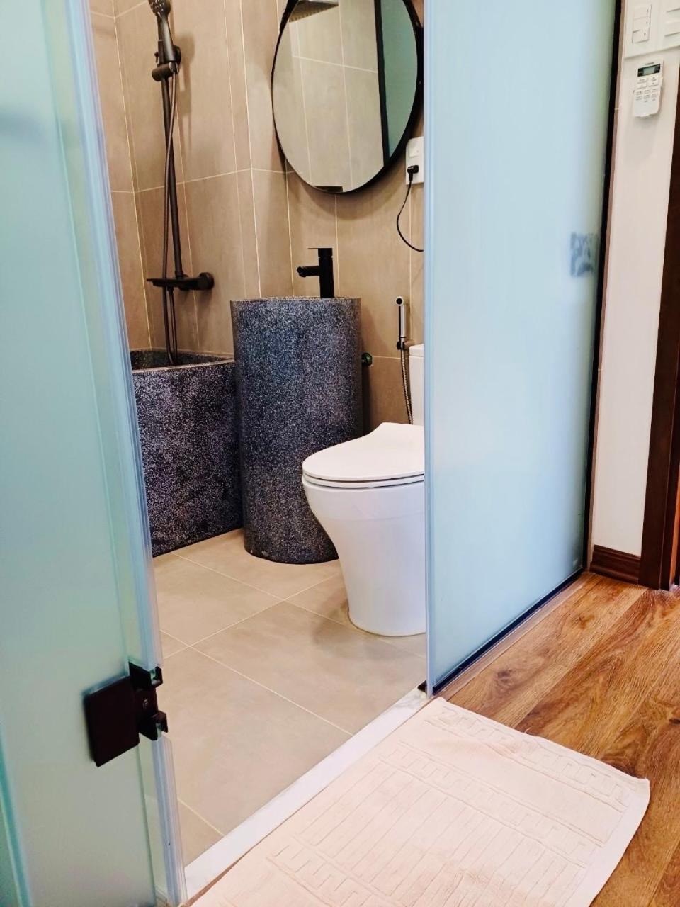 Boom Casa Homestay Хуе Екстериор снимка